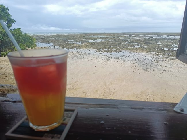 沖縄　浜辺の茶屋　メニュー　海の見えるカフェ